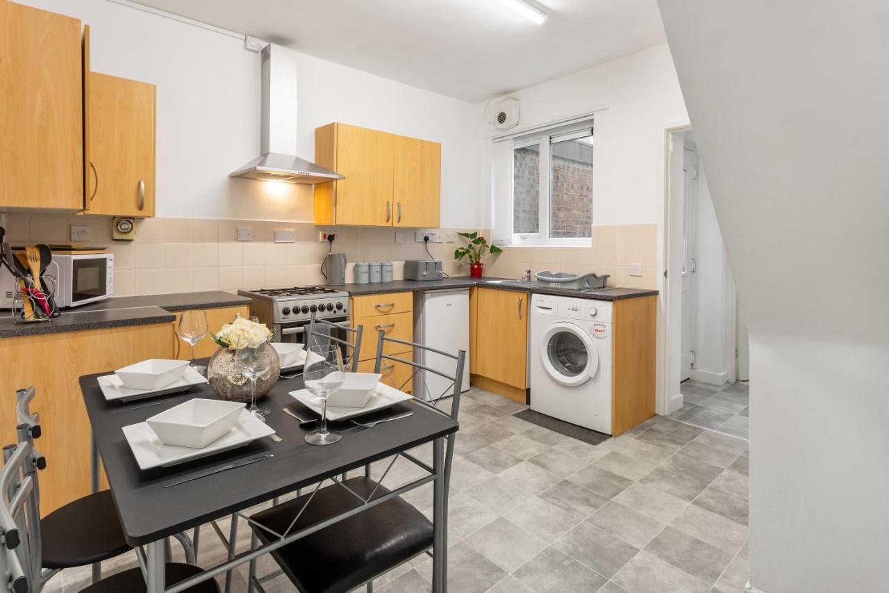 Comfortable Liverpool Townhouse - Free Parking מראה חיצוני תמונה